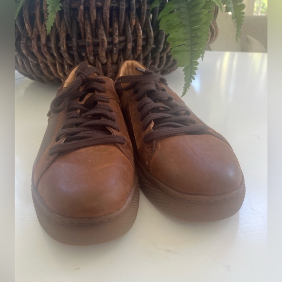 Trask men’s size 10 M 2 Tone Leather Shoes sneakers Comfort Lace up Lindsey MINT - Picture 2 of 14